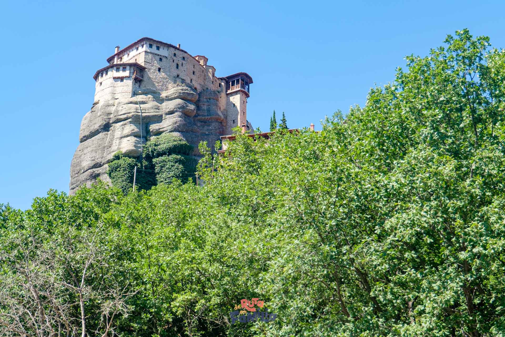 Cómo ir de Atenas a los monasterios de Meteora